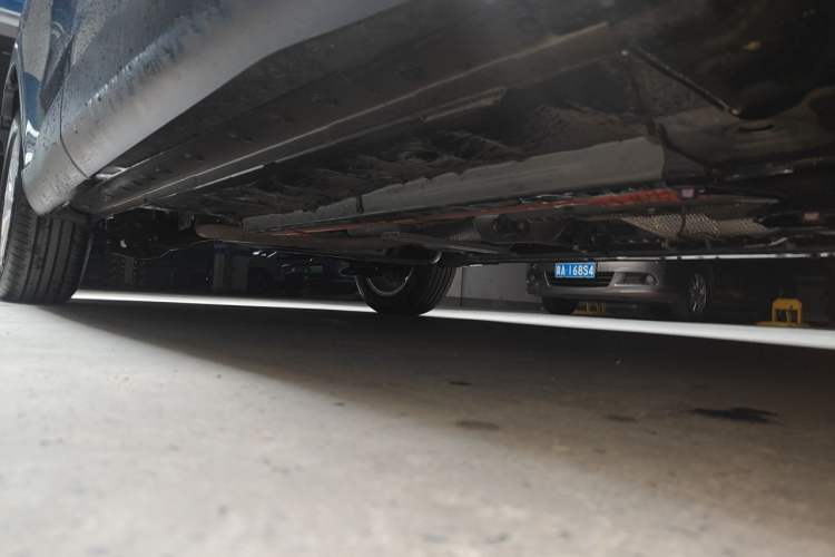 Used Toyota FRONTLANDER 2024 2.0L Smart Electric Hybrid Dual-Engine Leading Edition Chassis Front Right