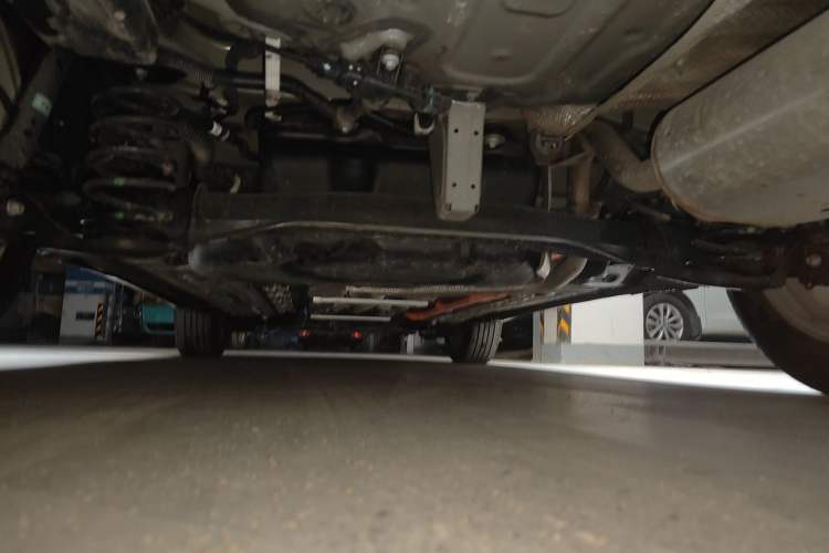 Used Toyota FRONTLANDER 2024 2.0L Smart Electric Hybrid Dual-Engine Leading Edition Chassis Rear