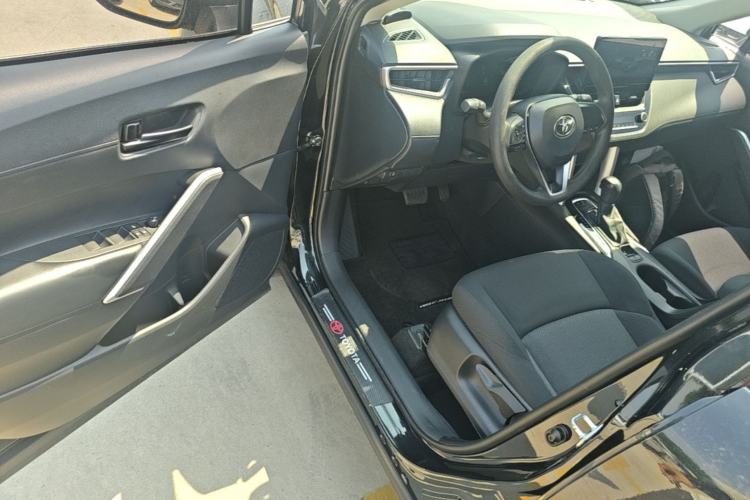 Used Toyota FRONTLANDER 2024 2.0L CVT Elite Edition Driver Seat