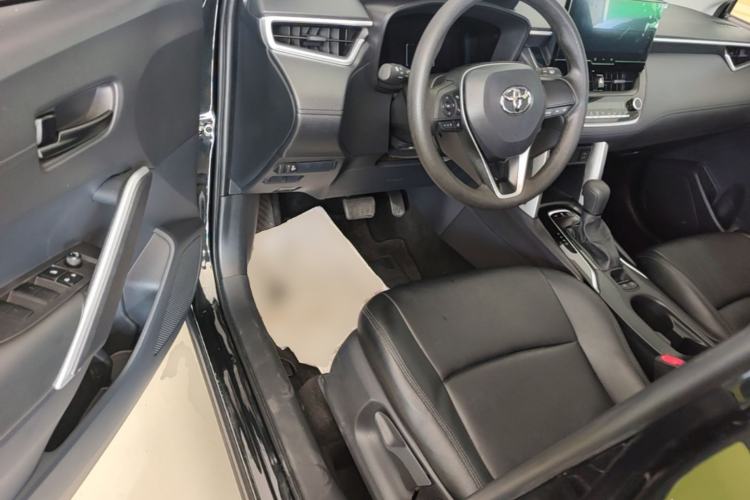 Used Toyota FRONTLANDER 2024 2.0L CVT Elite Edition Driver Seat
