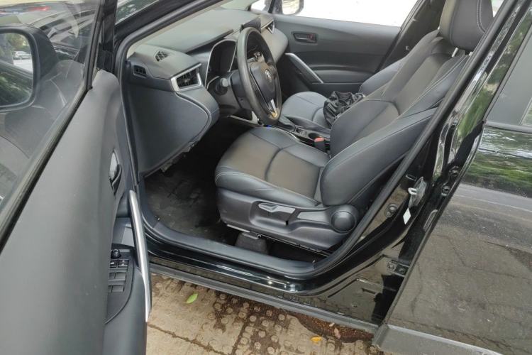 Used Toyota FRONTLANDER 2024 2.0L CVT Elite Edition Driver Seat
