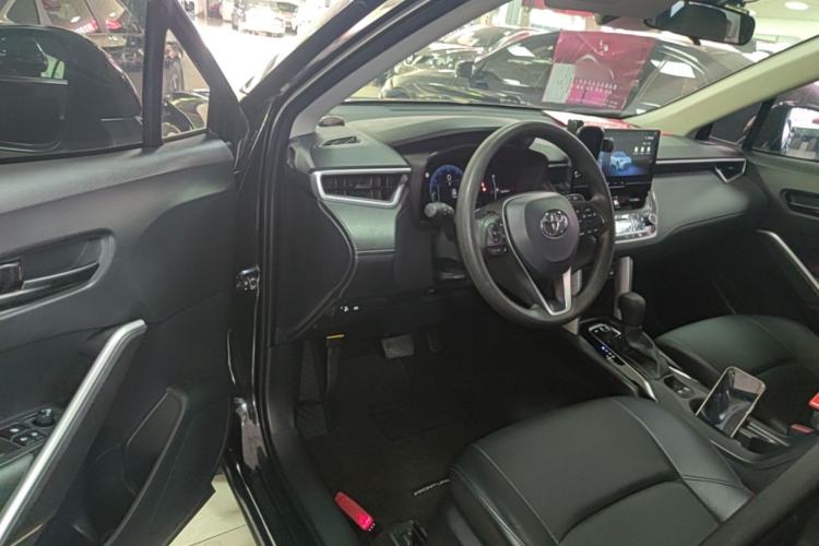 Used Toyota FRONTLANDER 2024 2.0L CVT Leading Edition Driver Seat
