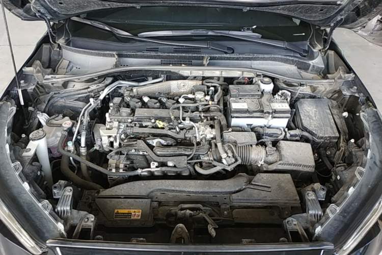 Used Toyota FRONTLANDER 2024 2.0L CVT Elite Plus Edition Engine Bay