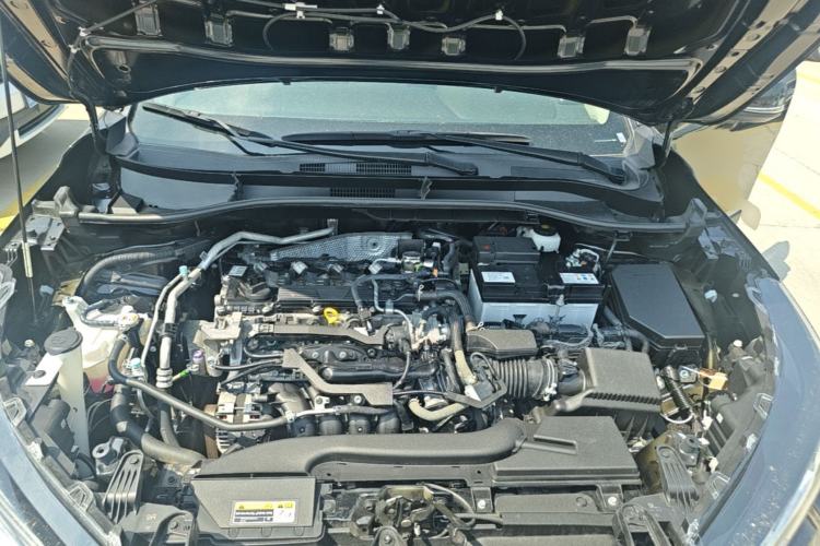 Used Toyota FRONTLANDER 2024 2.0L CVT Elite Edition Engine Bay