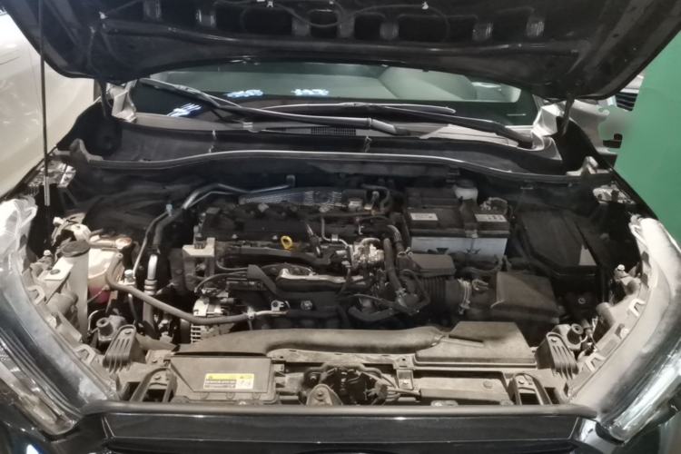 Used Toyota FRONTLANDER 2024 2.0L CVT Elite Edition Engine Bay