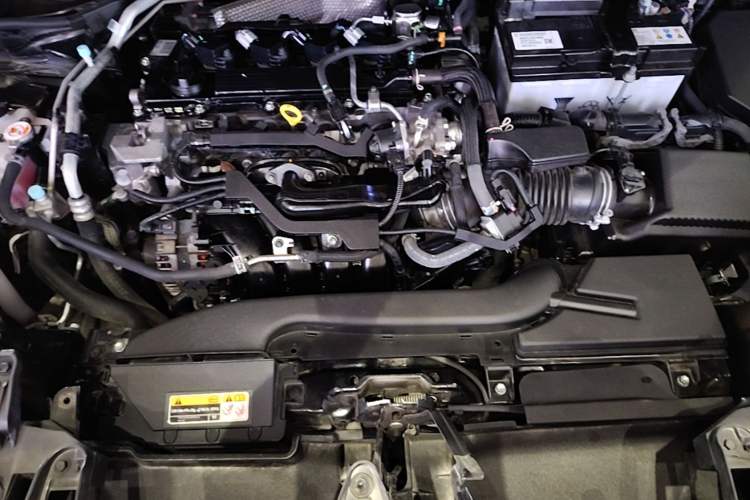 Used Toyota FRONTLANDER 2024 2.0L CVT Leading Edition Engine Bay