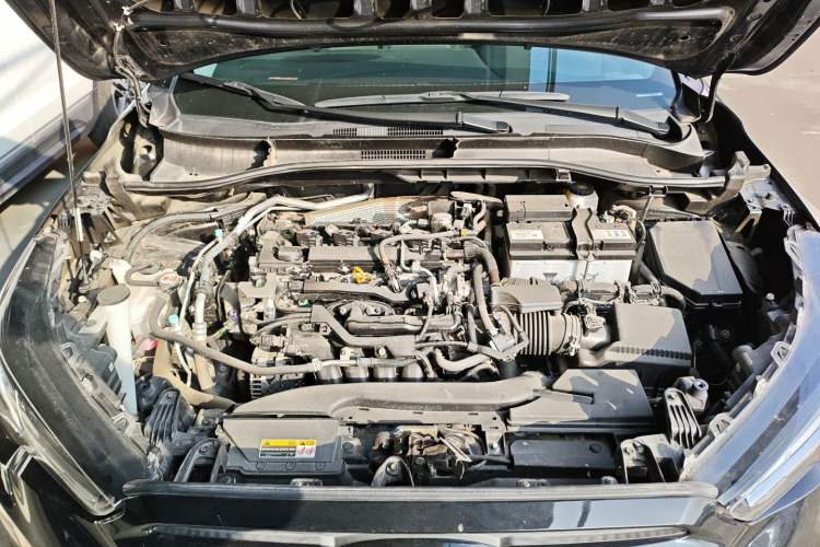Used Toyota FRONTLANDER 2024 2.0L CVT Leading Edition Engine Bay