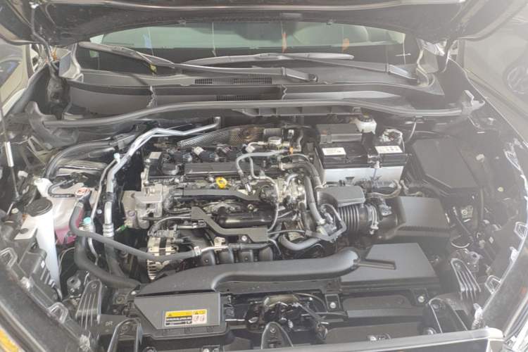 Used Toyota FRONTLANDER 2024 2.0L CVT Leading Plus Edition Engine Bay