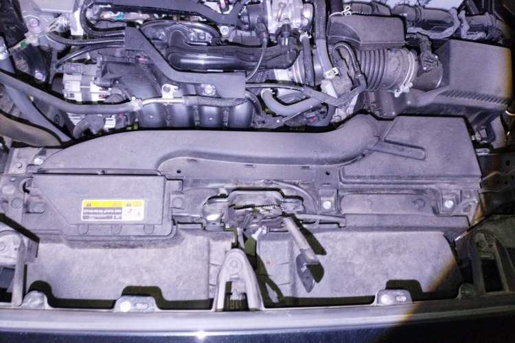 Used Toyota FRONTLANDER 2024 2.0L CVT Leading Edition Engine Bay