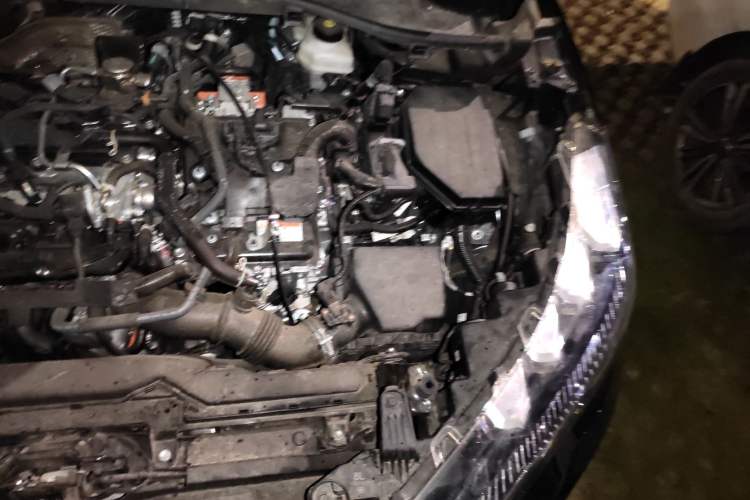 Used Toyota FRONTLANDER 2024 2.0L Smart Electric Hybrid Dual-Engine Luxury Edition Engine Bay Left