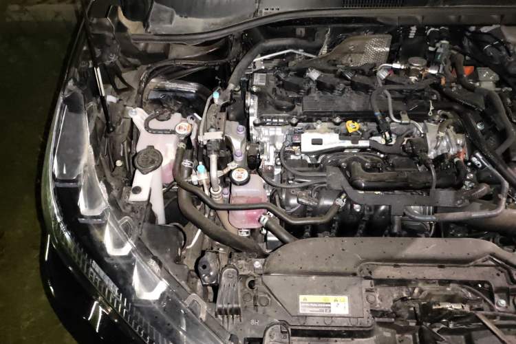 Used Toyota FRONTLANDER 2024 2.0L Smart Electric Hybrid Dual-Engine Luxury Edition Engine Bay Right