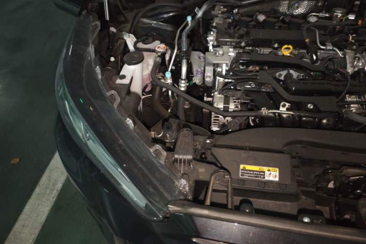 Used Toyota FRONTLANDER 2024 2.0L CVT Elite Plus Edition Engine Bay Right