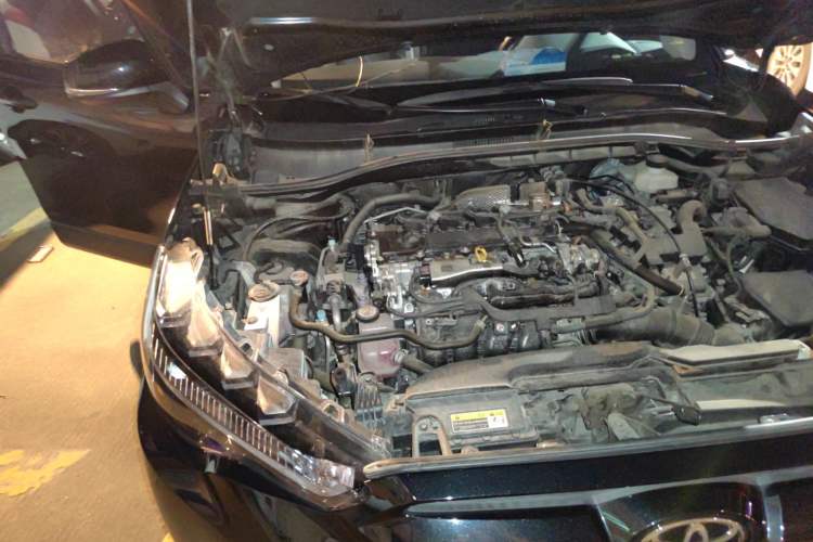 Used Toyota FRONTLANDER 2024 2.0L Smart Electric Hybrid Dual-Engine Luxury Edition Engine Bay Right