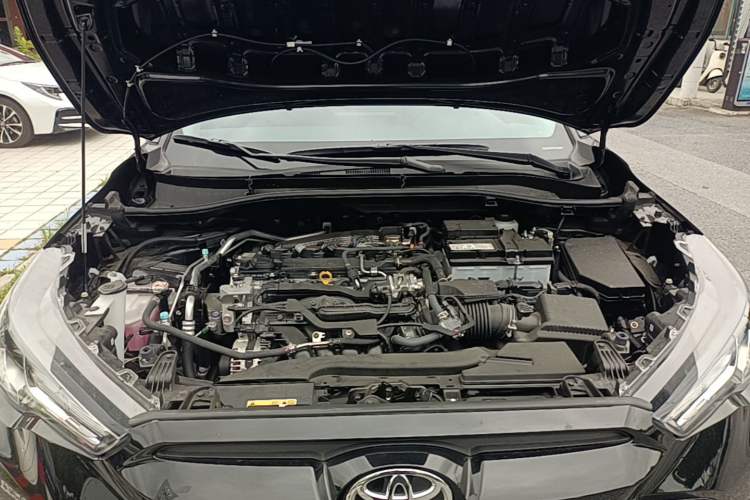 Used Toyota FRONTLANDER 2024 2.0L CVT Elite Edition Engine Bay