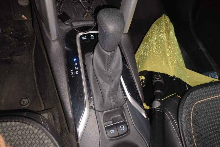Used Toyota FRONTLANDER 2024 2.0L Smart Electric Hybrid Dual-Engine Leading Edition Gear Lever