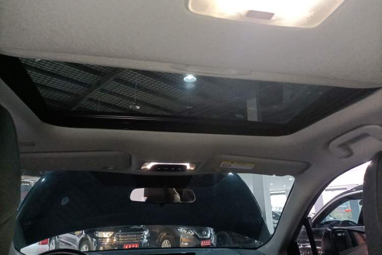 Used Toyota FRONTLANDER 2024 2.0L Smart Electric Hybrid Dual-Engine Leading Edition Headliner