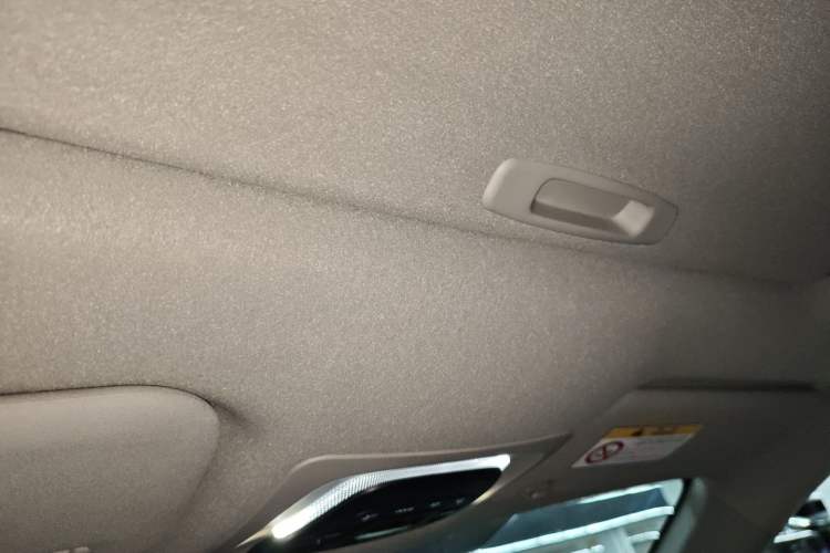 Used Toyota FRONTLANDER 2024 2.0L Smart Electric Hybrid Dual-Engine Leading Edition Headliner
