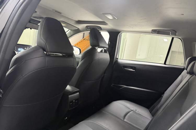 Used Toyota FRONTLANDER 2024 2.0L Smart Electric Hybrid Dual-Engine Luxury Edition Headliner