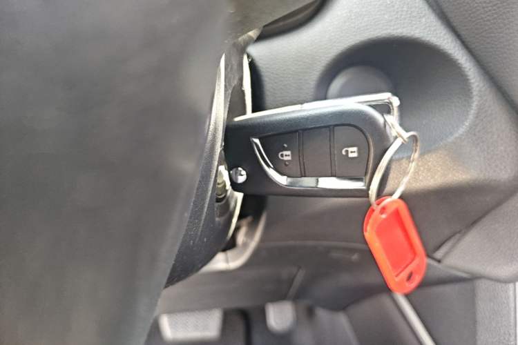 Used Toyota FRONTLANDER 2024 2.0L CVT Elite Edition Interior 1