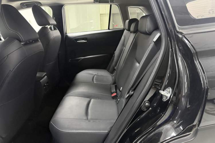 Used Toyota FRONTLANDER 2024 2.0L Smart Electric Hybrid Dual-Engine Luxury Edition Interior 2