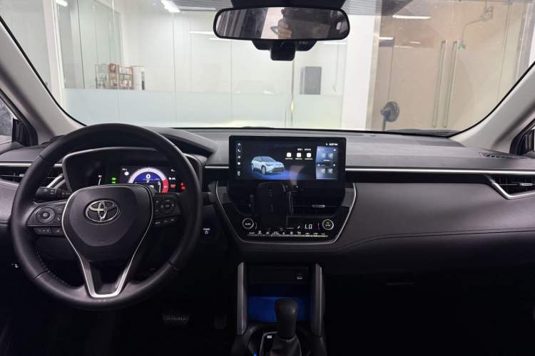 Used Toyota FRONTLANDER 2024 2.0L Smart Electric Hybrid Dual-Engine Luxury Edition Interior 8