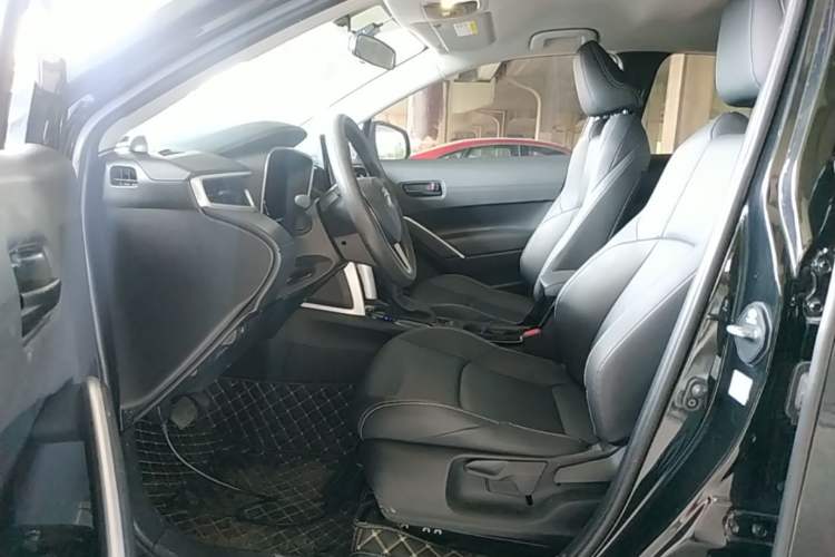 Used Toyota FRONTLANDER 2024 2.0L CVT Elite Plus Edition Left Front Seat