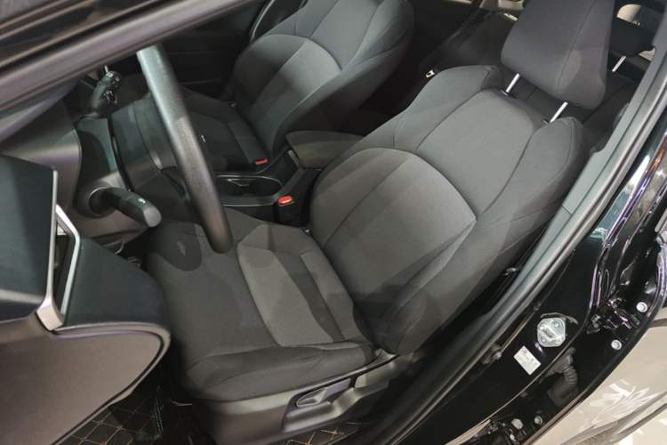 Used Toyota FRONTLANDER 2024 2.0L CVT Elite Edition Left Front Seat