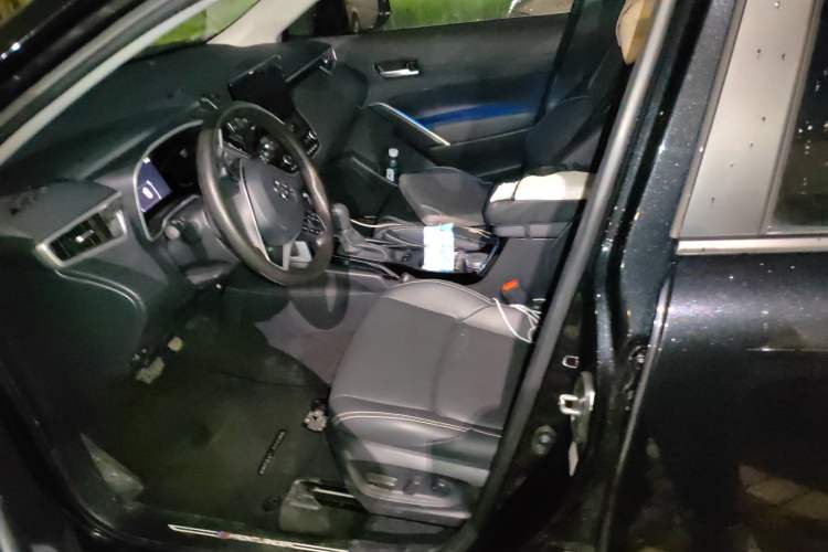 Used Toyota FRONTLANDER 2024 2.0L Smart Electric Hybrid Dual-Engine Luxury Edition Left Front Seat