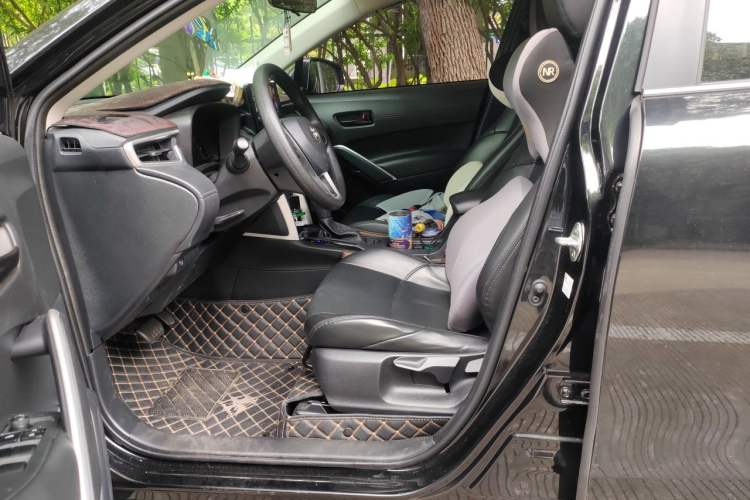 Used Toyota FRONTLANDER 2024 2.0L CVT Elite Edition Left Front Seat