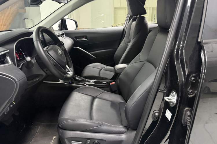 Used Toyota FRONTLANDER 2024 2.0L Smart Electric Hybrid Dual-Engine Luxury Edition Left Front Seat