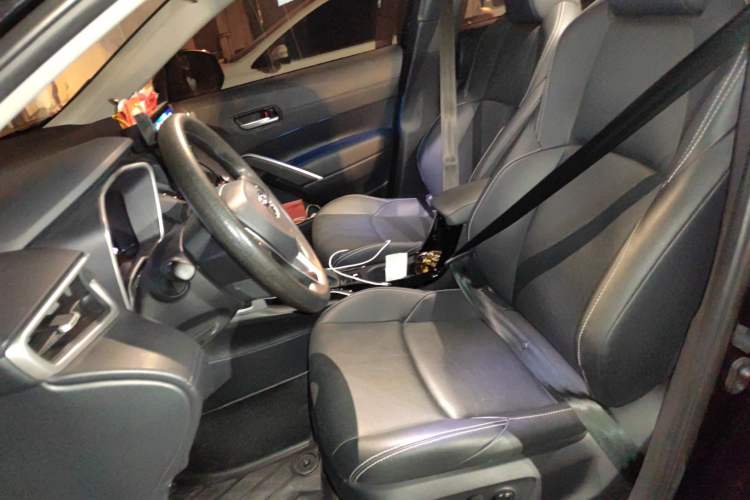 Used Toyota FRONTLANDER 2024 2.0L Smart Electric Hybrid Dual-Engine Luxury Edition Left Front Seat