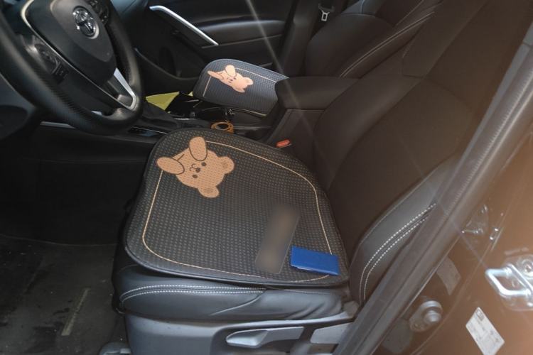 Used Toyota FRONTLANDER 2024 2.0L Smart Electric Hybrid Dual-Engine Leading Edition Left Front Seat