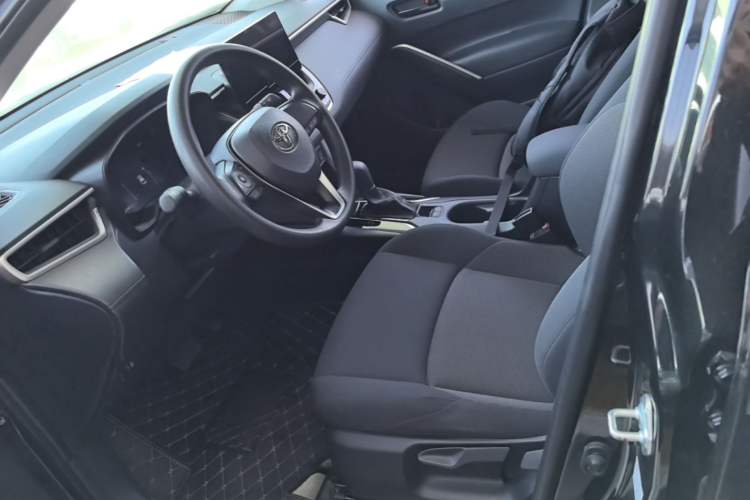 Used Toyota FRONTLANDER 2024 2.0L CVT Elite Edition Left Front Seat