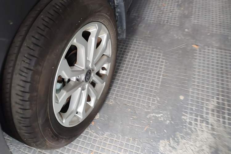Used Toyota FRONTLANDER 2024 2.0L CVT Elite Plus Edition Left Front Wheel Hub