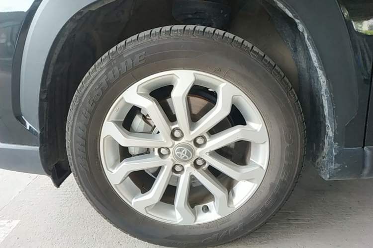 Used Toyota FRONTLANDER 2024 2.0L CVT Elite Plus Edition Left Front Wheel Hub