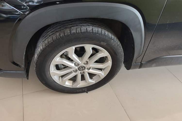 Used Toyota FRONTLANDER 2024 2.0L CVT Elite Edition Left Front Wheel Hub