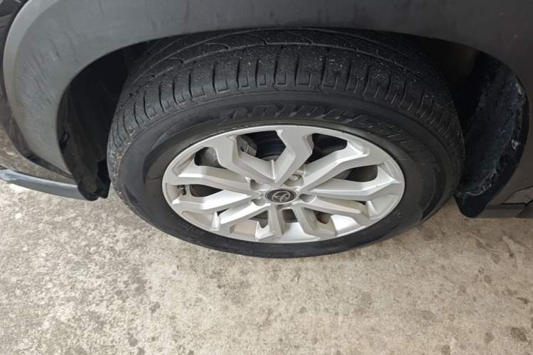 Used Toyota FRONTLANDER 2024 2.0L CVT Elite Edition Left Front Wheel Hub