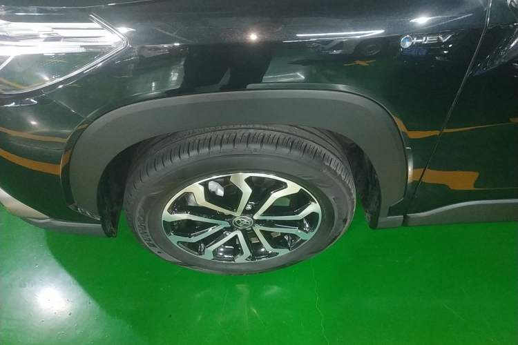 Used Toyota FRONTLANDER 2024 2.0L Smart Electric Hybrid Dual-Engine Luxury Edition Left Front Wheel Hub