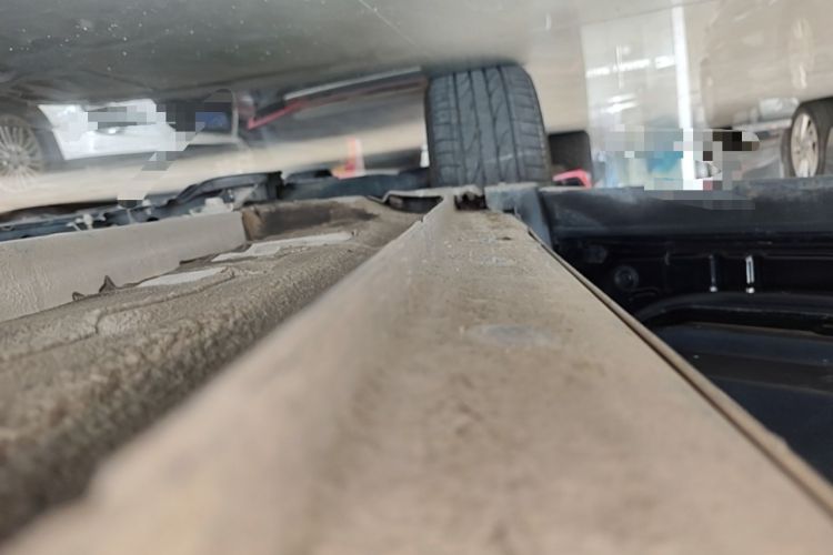 Used Toyota FRONTLANDER 2024 2.0L CVT Elite Edition Left Side Sill