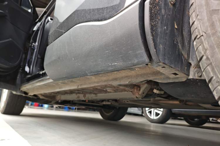 Used Toyota FRONTLANDER 2024 2.0L CVT Leading Edition Left Side Sill