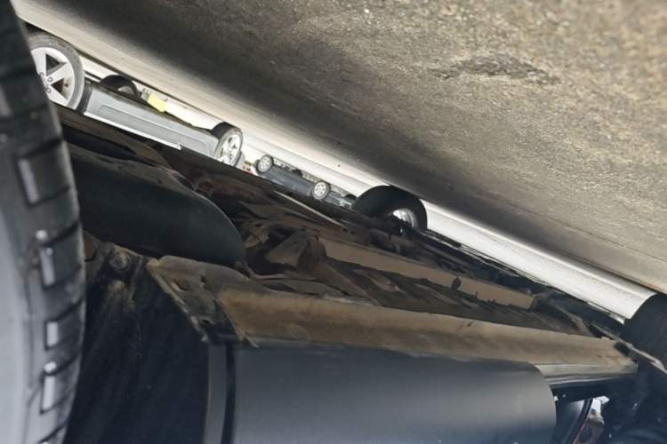 Used Toyota FRONTLANDER 2024 2.0L CVT Elite Edition Left Side Sill