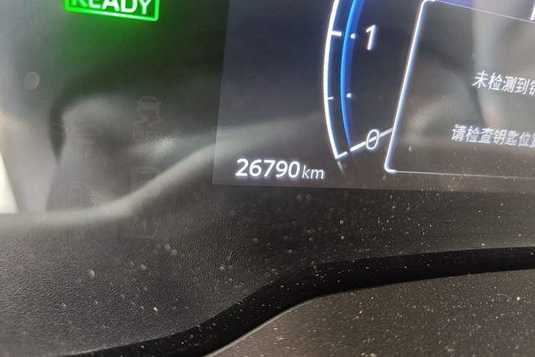 Used Toyota FRONTLANDER 2024 2.0L Smart Electric Hybrid Dual-Engine Leading Edition Odometer Close Up