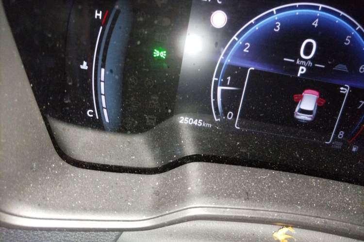 Used Toyota FRONTLANDER 2024 2.0L CVT Leading Edition Odometer Close Up