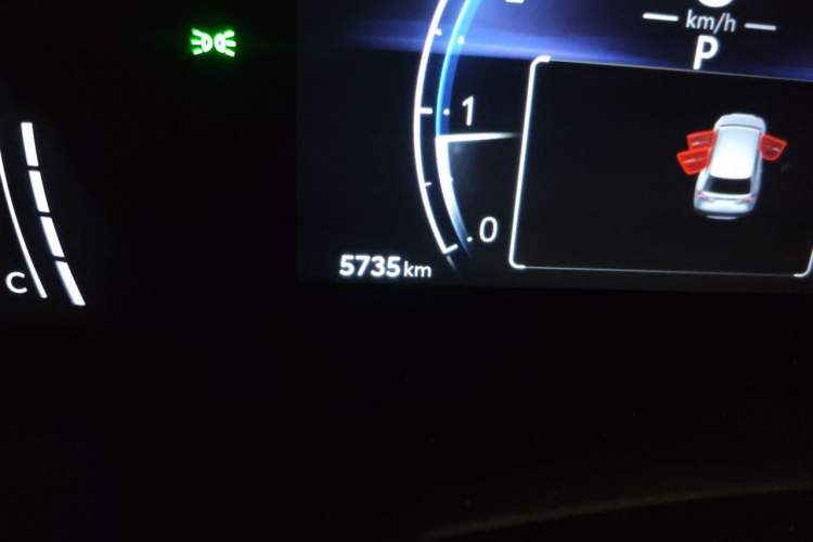 Used Toyota FRONTLANDER 2024 2.0L CVT Elite Plus Edition Odometer Close Up