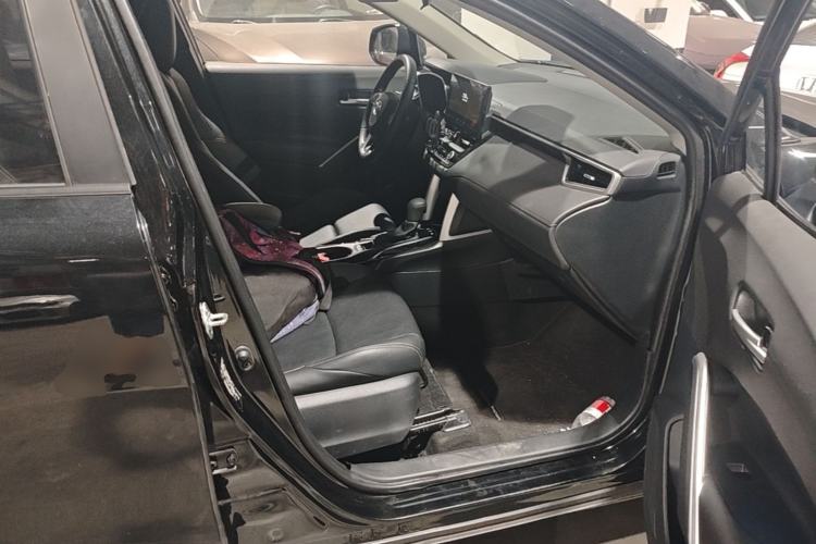 Used Toyota FRONTLANDER 2024 2.0L Smart Electric Hybrid Dual-Engine Luxury Edition Right Front Seat