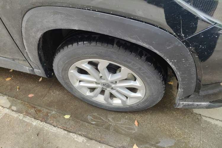 Used Toyota FRONTLANDER 2024 2.0L CVT Elite Edition Right Front Wheel Hub