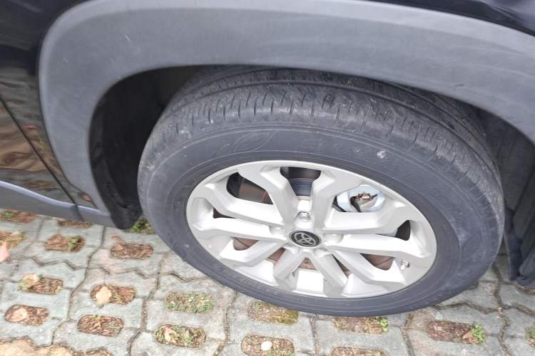 Used Toyota FRONTLANDER 2024 2.0L CVT Elite Edition Right Front Wheel Hub