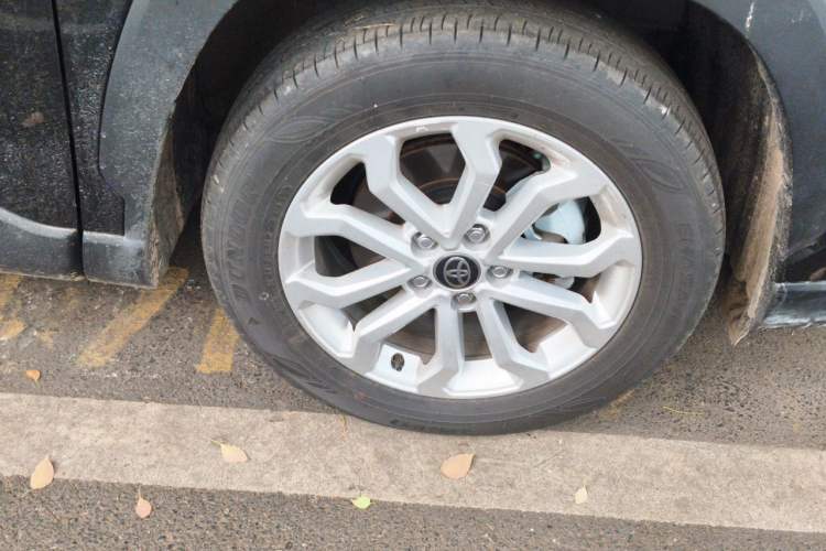 Used Toyota FRONTLANDER 2024 2.0L CVT Elite Plus Edition Right Front Wheel Hub