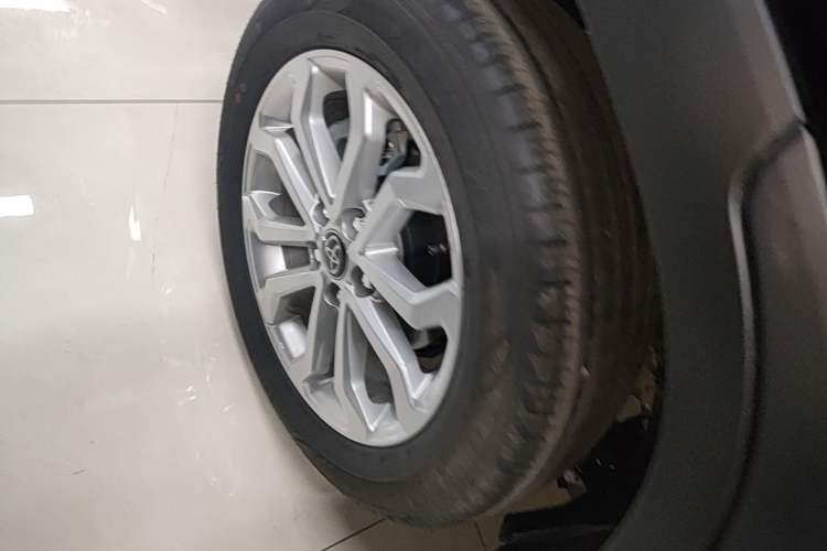 Used Toyota FRONTLANDER 2024 2.0L CVT Elite Plus Edition Right Rear Wheel Hub