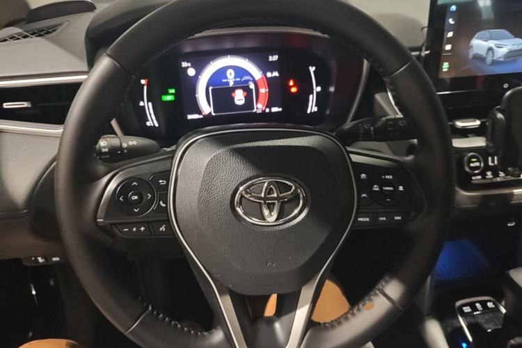 Used Toyota FRONTLANDER 2024 2.0L Smart Electric Hybrid Dual-Engine Luxury Edition Steering Wheel